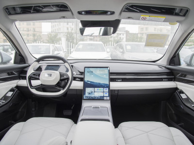 Geely Galaxy L6  Фото №8